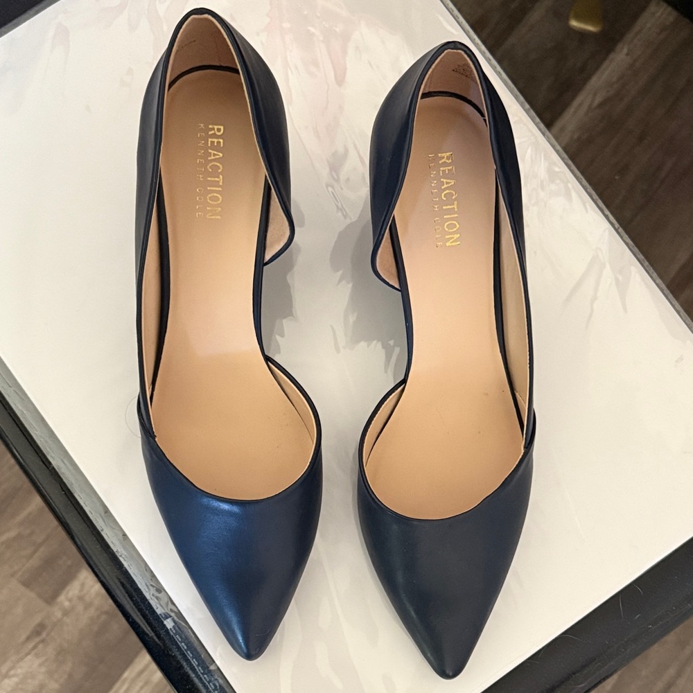 Kenneth Cole Reaction Women's Navy Heels